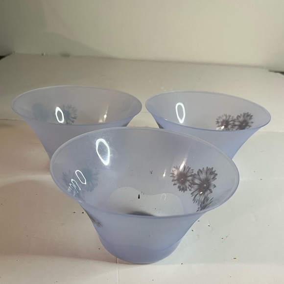 Vintage Blue Wicker Picnic Basket Set – 36+ Pieces Complete - Picture 11 of 16